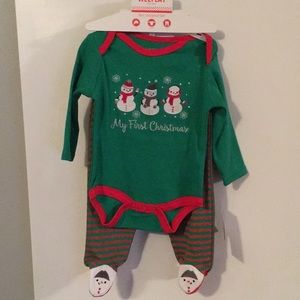 Baby “my 1st Christmas “ set 6/9 mo